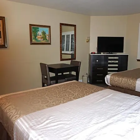 Travelodge By Wyndham Concord-3