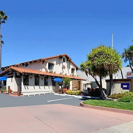 Travelodge By Wyndham Concord-2